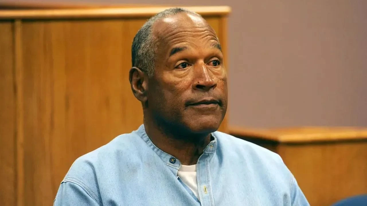 Amerikan futbol yıldızı O.J. Simpson kanser nedeniyle hayatını kaybetti