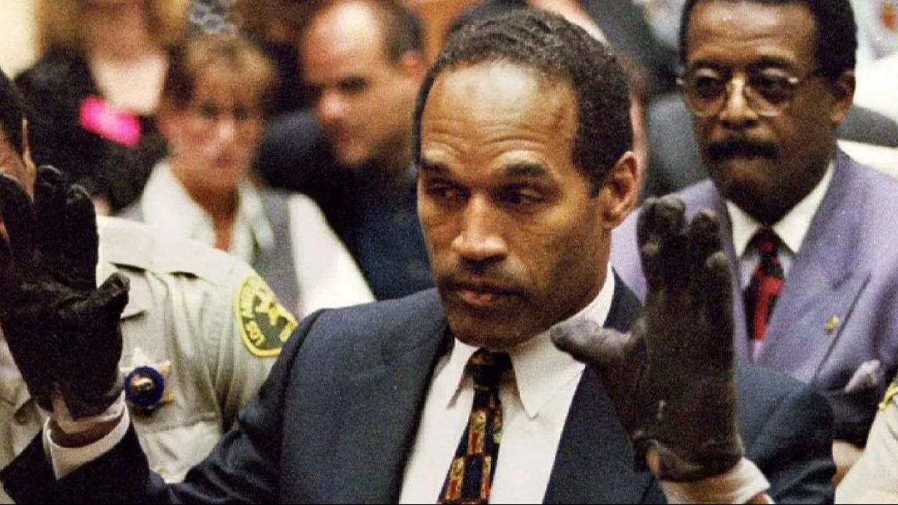 Amerikan futbol yıldızı O.J. Simpson kanser nedeniyle hayatını kaybetti