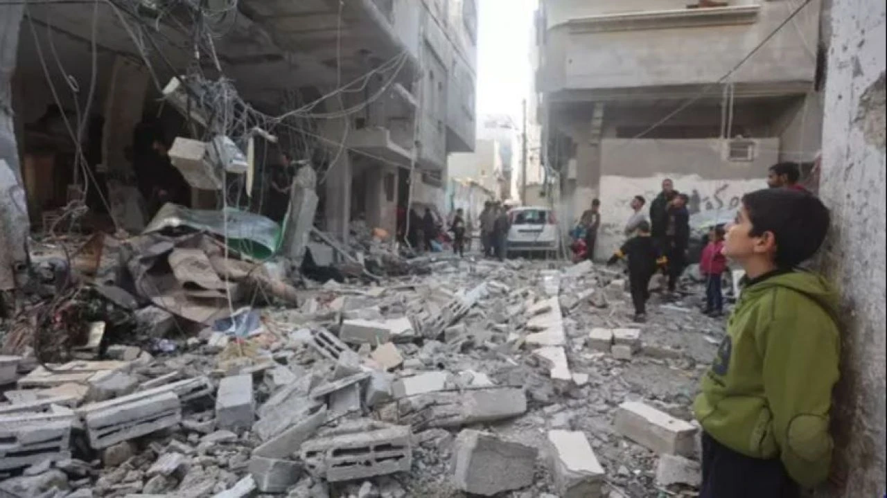 İsrail'den Gazze'de halk pazarında katliam: 8 Filistinli hayatını kaybetti