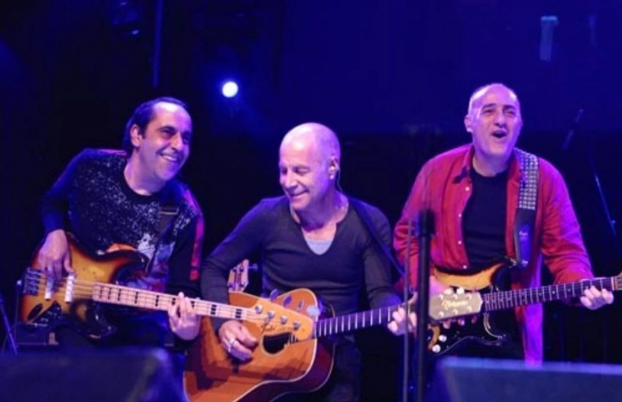 Özkan Uğur'un ölümü sonrası verdiği konser tepki toplamıştı! Mazhar Alanson'dan ilk açıklama geldi