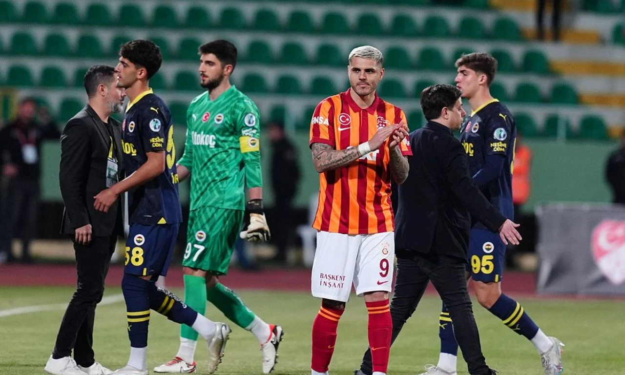 Son dakika! Süper Kupa maçı yarıda kalmıştı: PFDK, Fenerbahçe'nin cezasını açıkladı