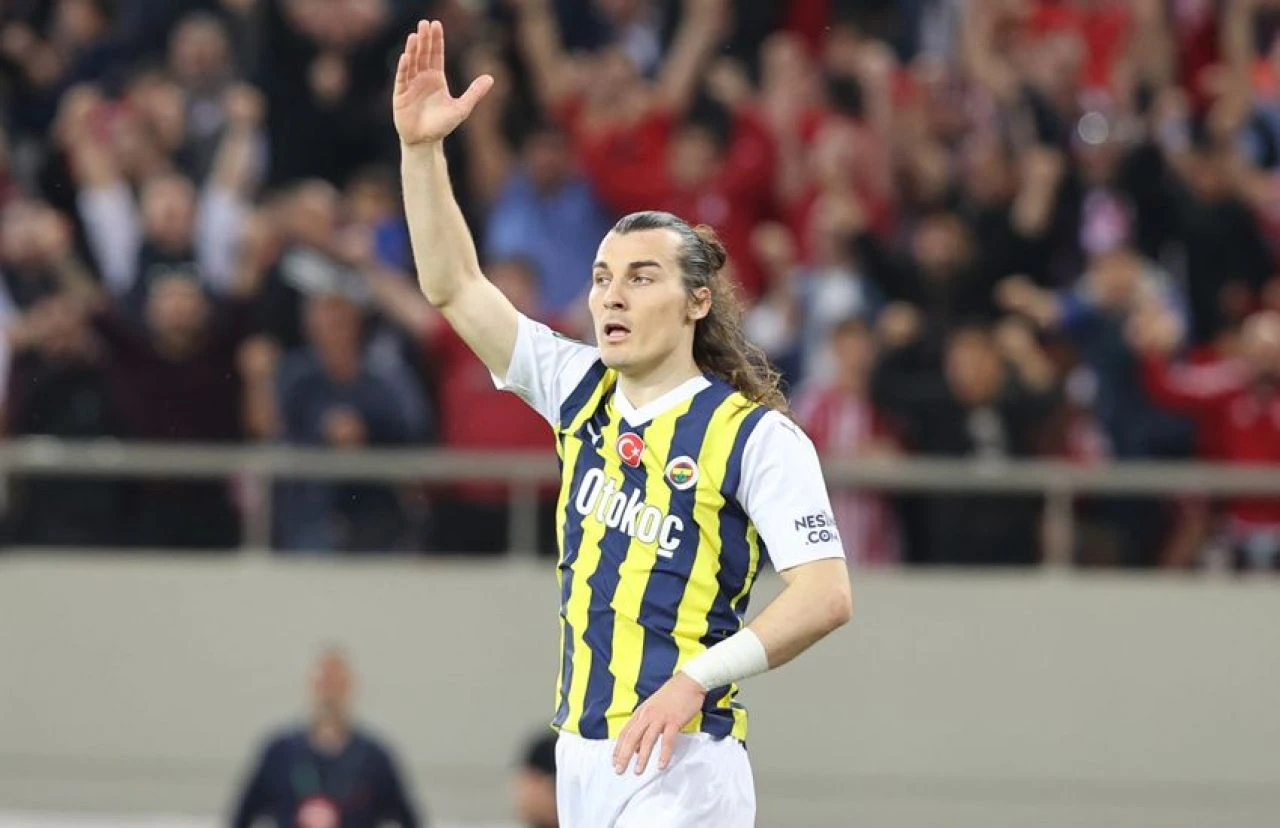 Taraftarlar tepki göstermişti: Fenerbahçe'nin yıldızından özür paylaşımı!