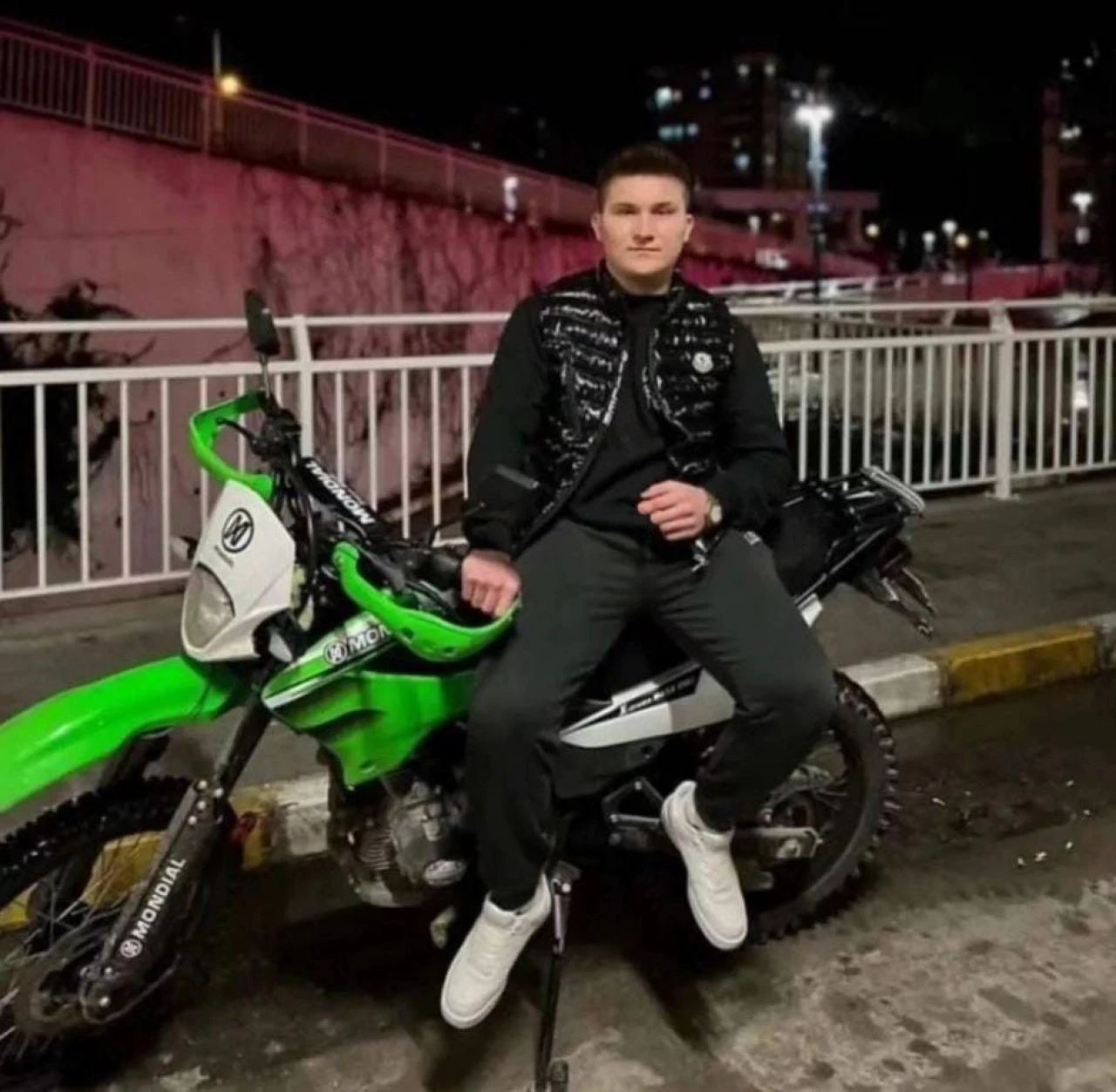 Otomobil tarlaya uçtu: 18 yaşındaki genç hayatını kaybetti