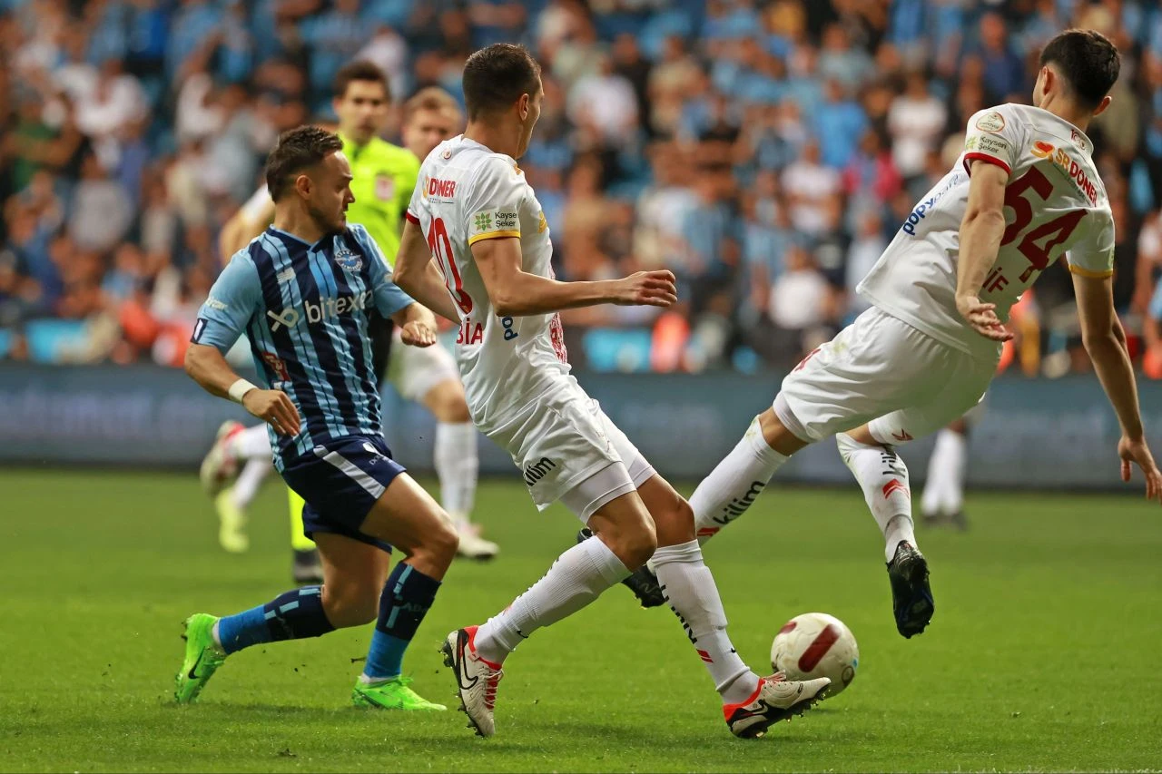 Adana'da sessiz gece! Puanlar paylaşıldı - 1. Resim