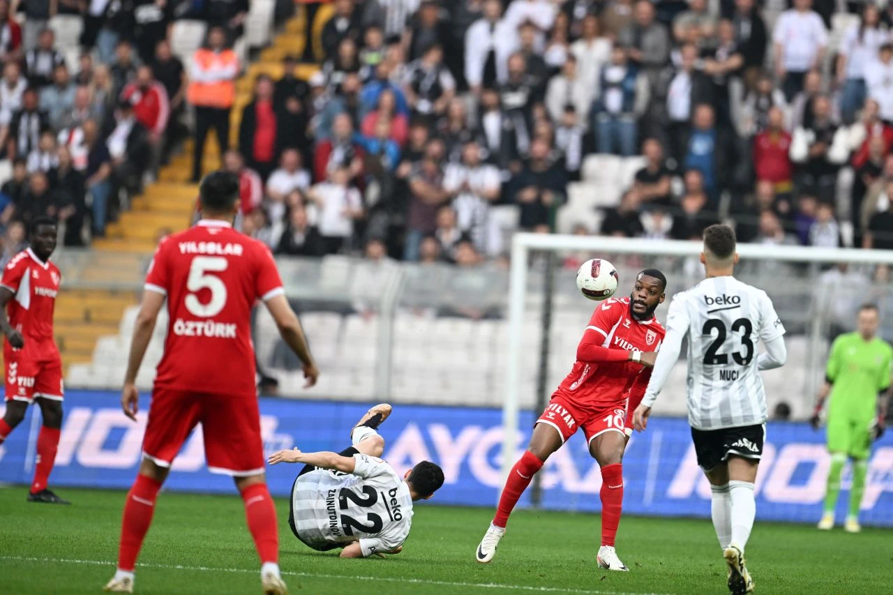 Beşiktaş Samsunspor karşısında üstünlüğünü koruyamadı! Galibiyet hasreti 5 maça çıktı