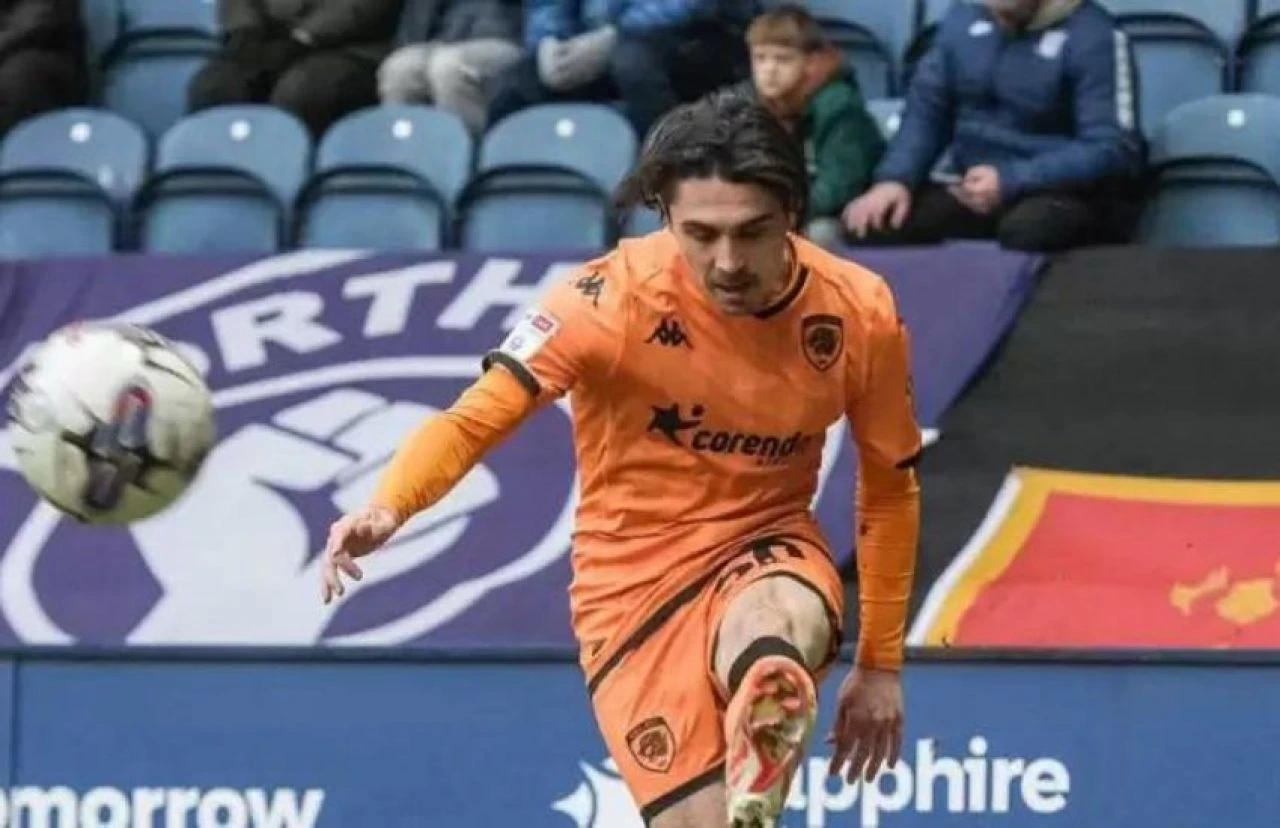 Hull City'de Türk iş birliği! Abdülkadir Ömür hazırladı, Ozan Tufan bitirdi - 1. Resim