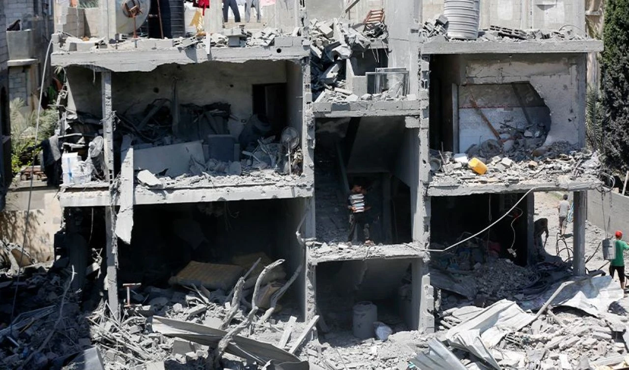 İsrail, BM'ye ait okulu aynı gün ikinci kez bombaladı - 1. Resim