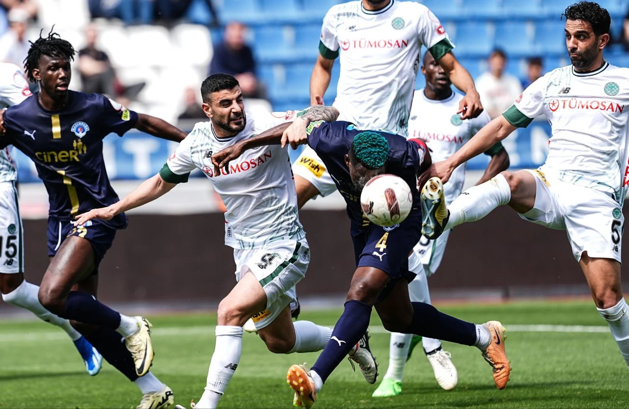 Konyaspor'dan İstanbul'da kritik galibiyet