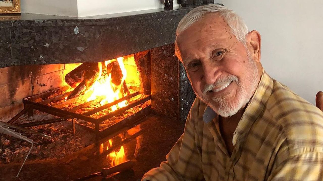 Sanatçı Şakir Öner Günhan tedavi gördüğü hastanede 82 yaşında hayatını kaybetti