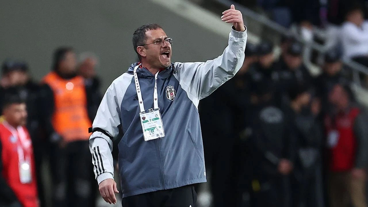 Son dakika | Beşiktaş'ta Fernando Santos dönemi kısa sürdü - 1. Resim