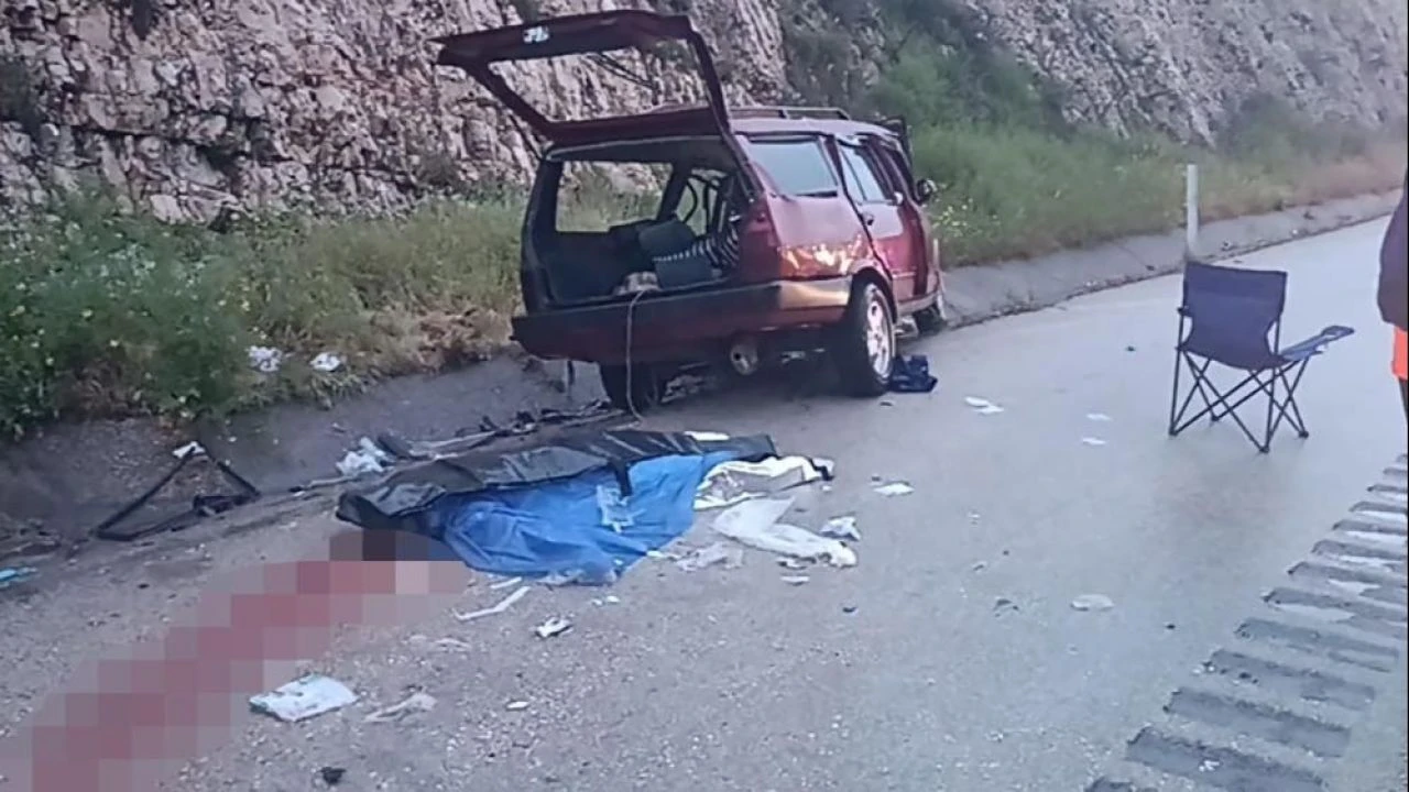 Tarsus-Adana-Gaziantep Otoyolu'nda feci kaza: 2 ölü, 7 yaralı - 2. Resim
