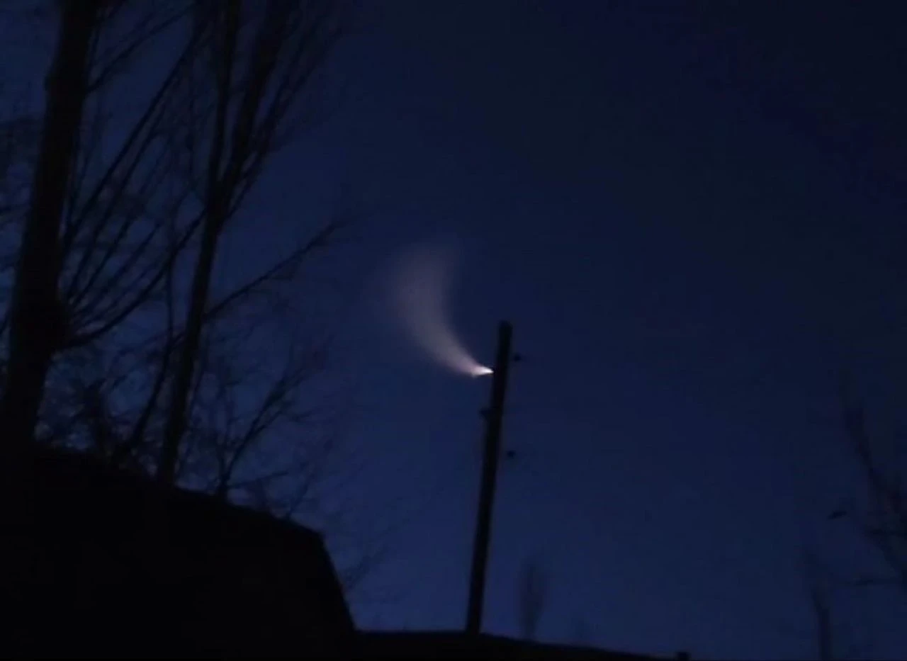 Van'da gökyüzünde göründü paniğe düşürdü! Kuzey Irak ve İran'da da görüldü