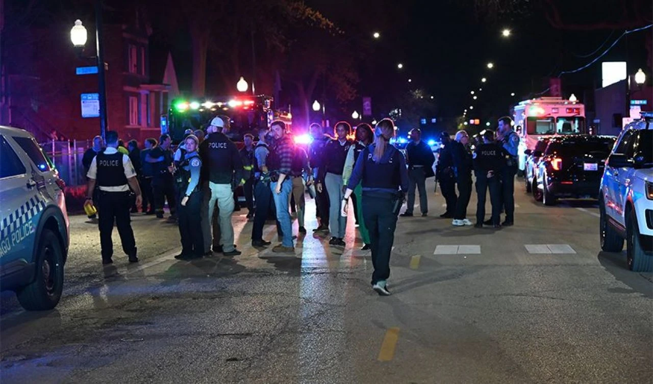 ABD'de silahlı saldırı: 1'i çocuk olmak üzere ölü ve yaralılar var - 1. Resim