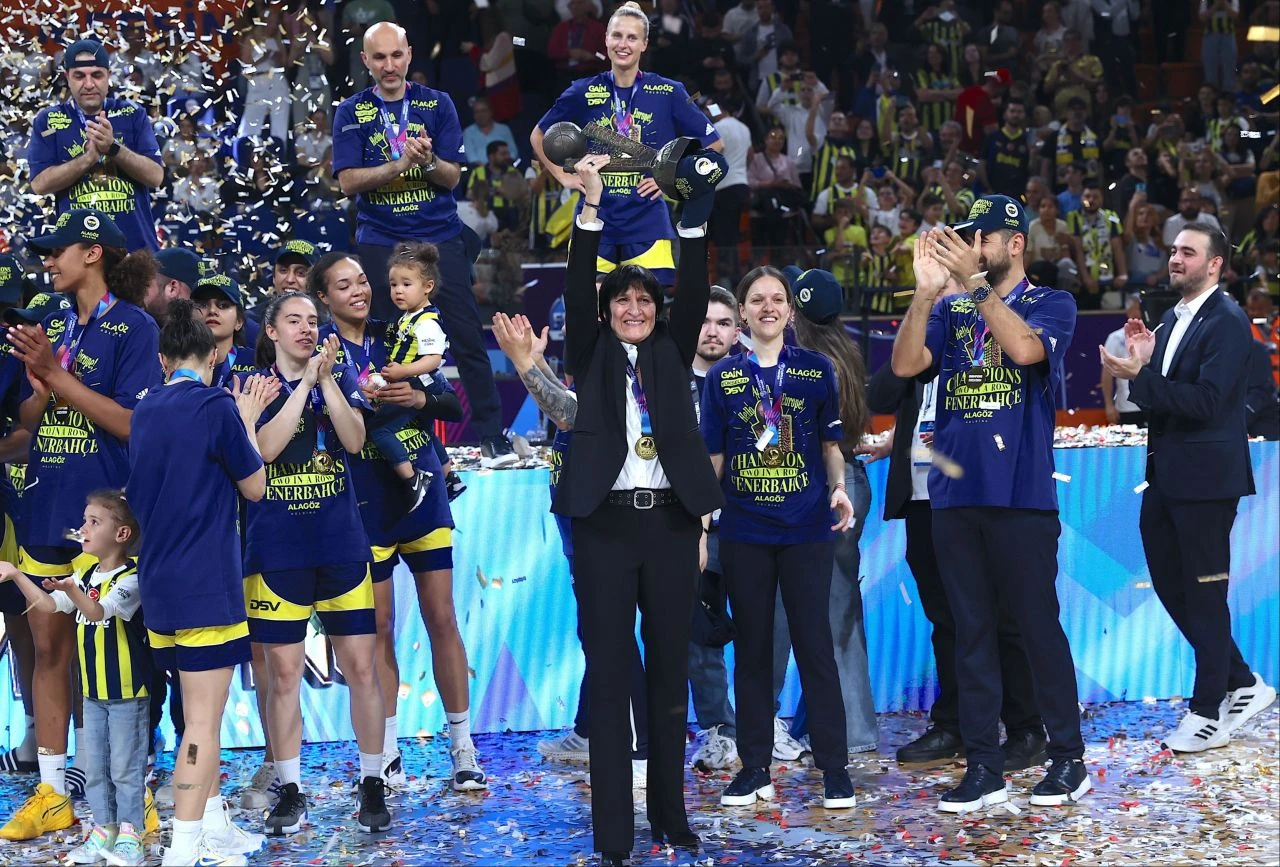 Fenerbahçe FIBA Kadınlar EuroLeague şampiyonu oldu