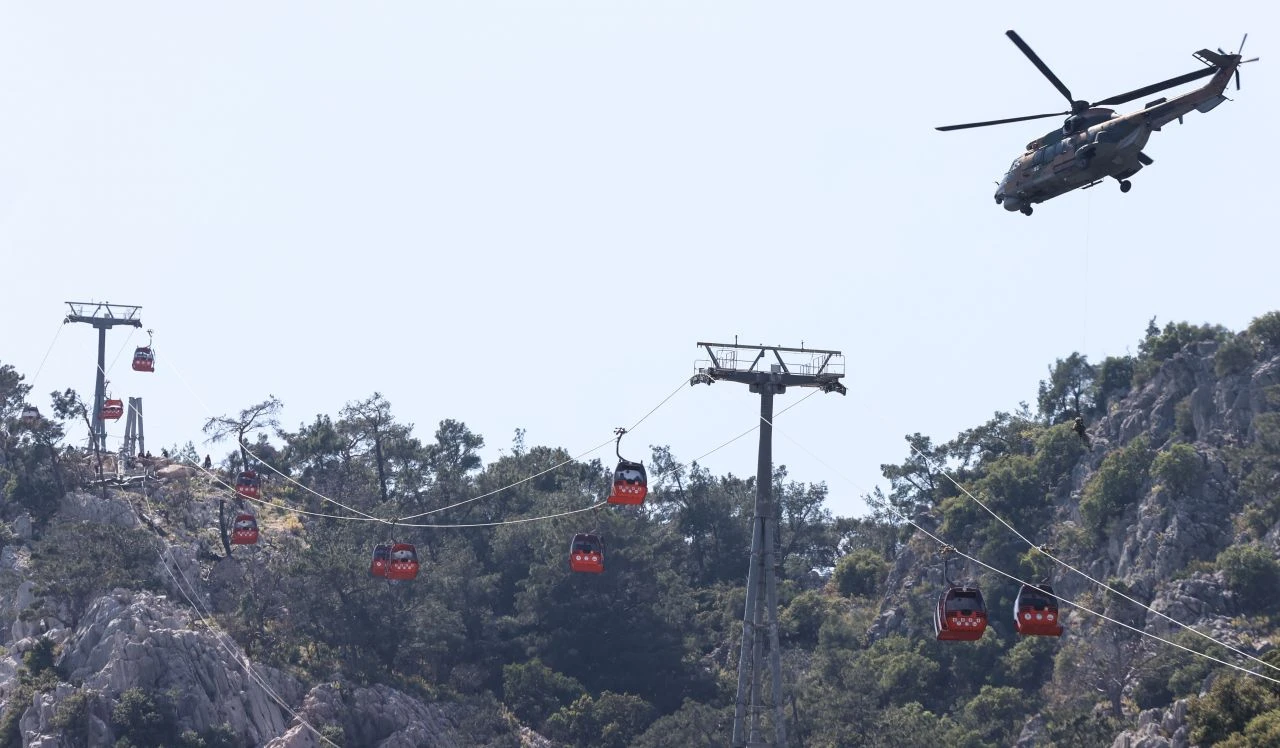 Teleferik kazasında kilit sorular! Macera sevenleri korku sardı - 1. Resim