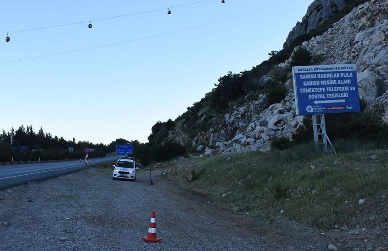 Antalya'da teleferik kazası sonrası tesis girişlere kapatıldı