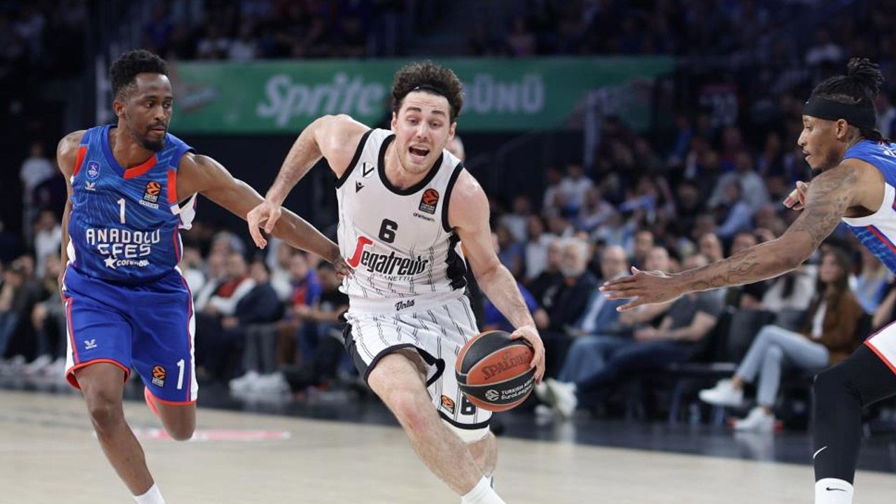 Anadolu Efes THY EuroLeague turnuvasına veda etti