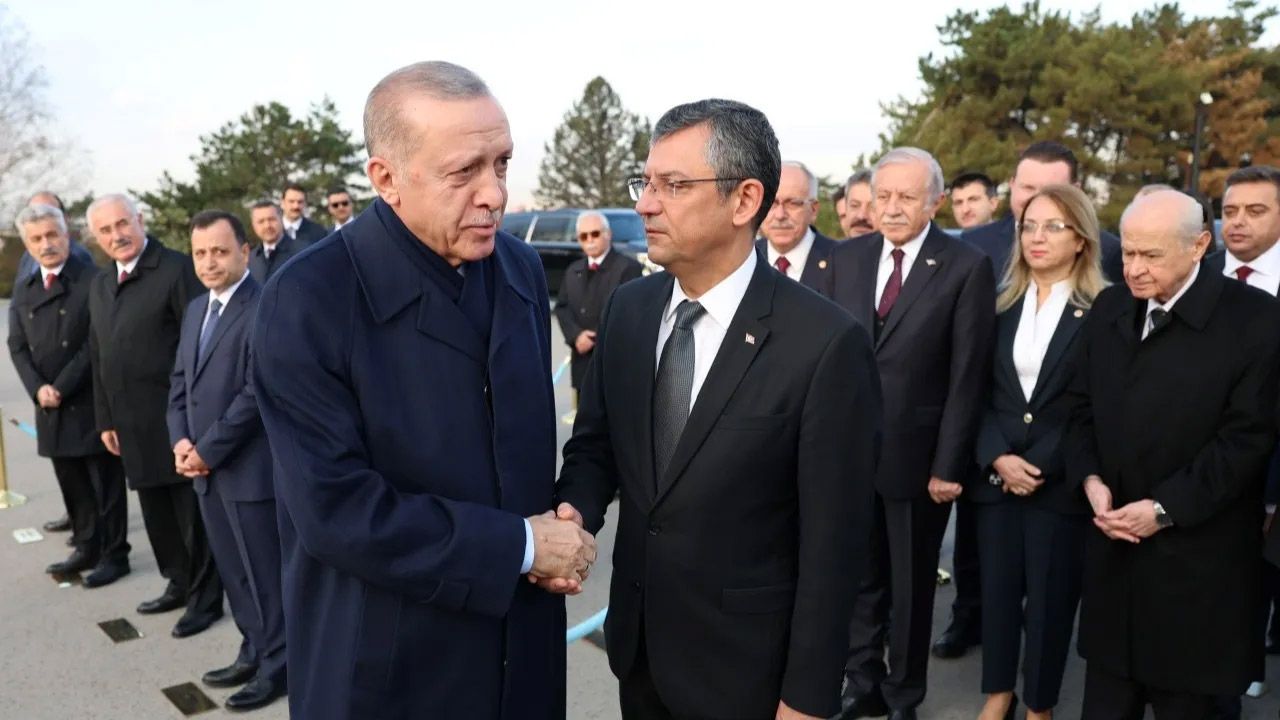 Cumhurbaşkanı Erdoğan&#039;dan Özgür Özel çağrısı: Kapımız açık 