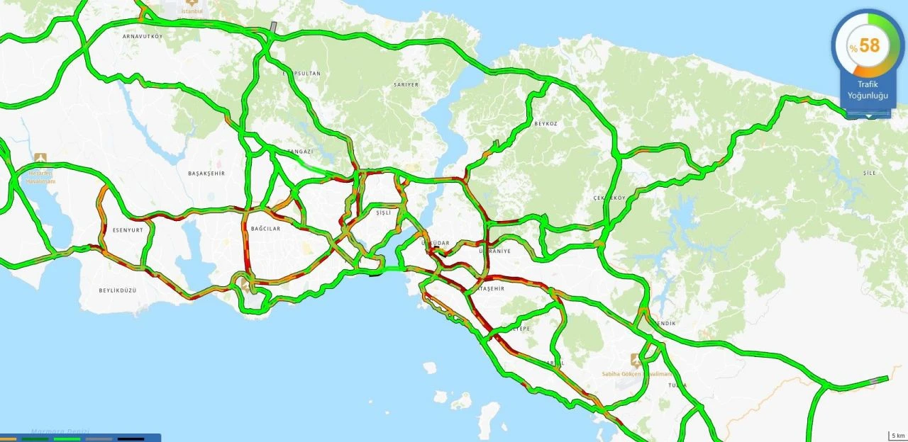 İstanbul'un bayram sonrası trafik çilesi sürüyor