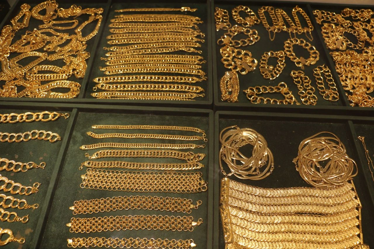 Savaş fırtınası altın fiyatlarını tetikledi! Talebe ne kuyumcular ne de Darphane yetişti