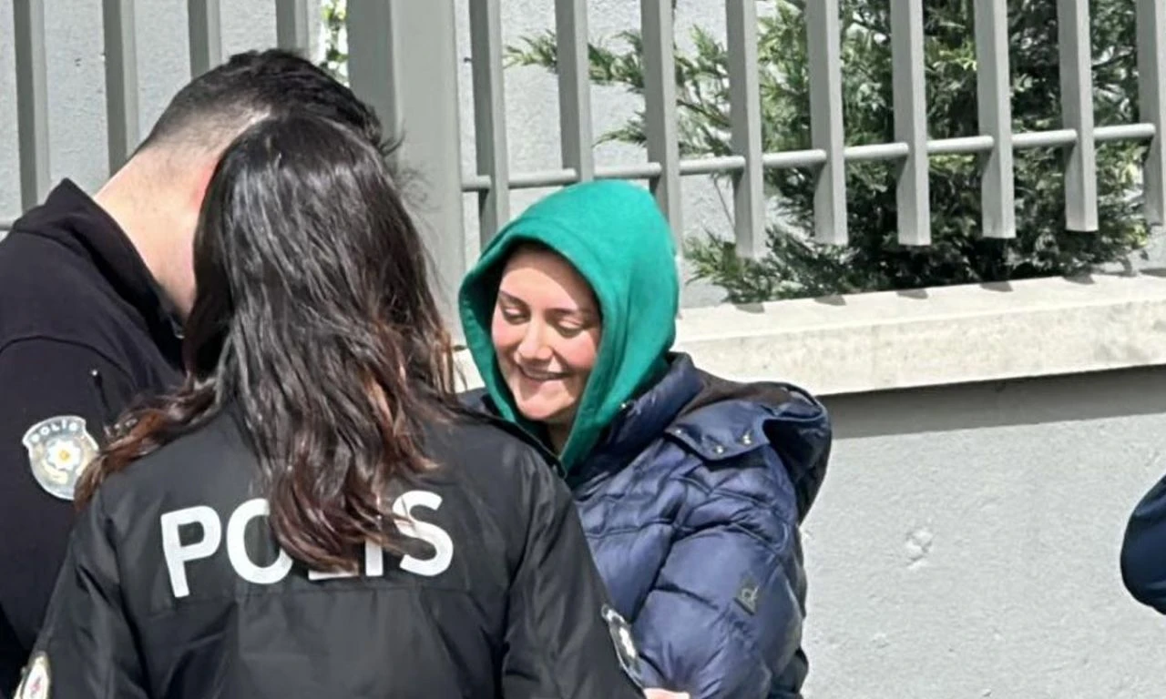 Sigara içmeye çıktı, itfaiye ekiplerini seferber etti: Kurtarılınca kendi haline güldü