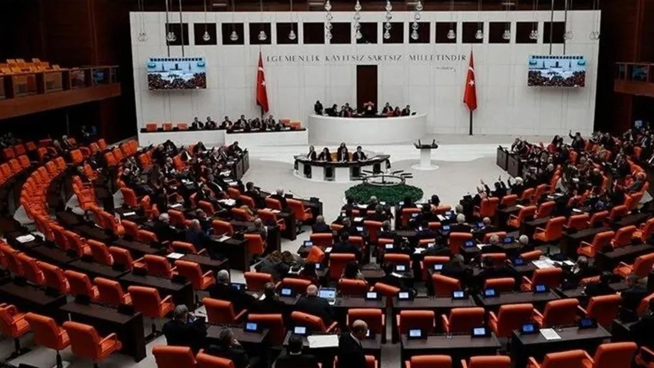 Son dakika! 4 ismin milletvekilliği düşürüldü