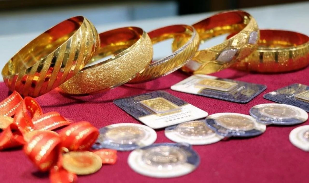 Altın hız kesmiyor! İşte 17 Nisan 2024 gram altın, çeyrek altın fiyatları...