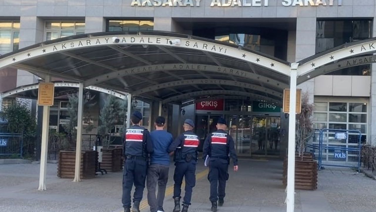 DEAŞ üyesi Ankara&#039;ya gidiyordu: Ekipler yakaladı