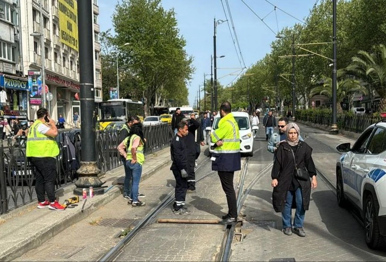 Kabataş-Bağcılar Tramvay Hattı'nın bir bölümünde seferler yapılamıyor - 1. Resim