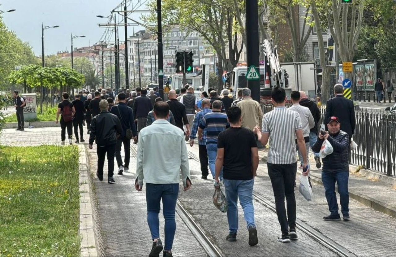 Kabataş-Bağcılar Tramvay Hattı'nın bir bölümünde seferler yapılamıyor - 2. Resim