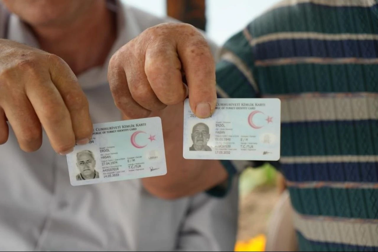 Kocaeli'nde ilginç olay! Babasıyla aynı adı taşıyan muhtarın muhtarlığı düştü