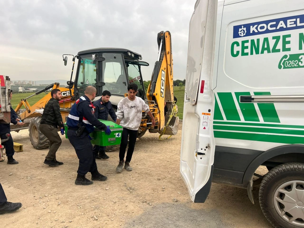 Kocaeli'nde üzücü olay! Üzerine demir düşen mühendis öldü operatör gözaltına alındı - 2. Resim