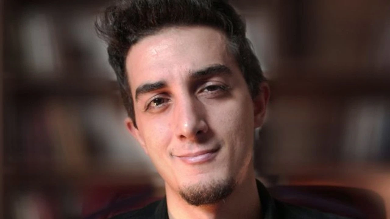 Ruhi Çenet'in Youtube kanalı tekrar çalındı, videoları silindi