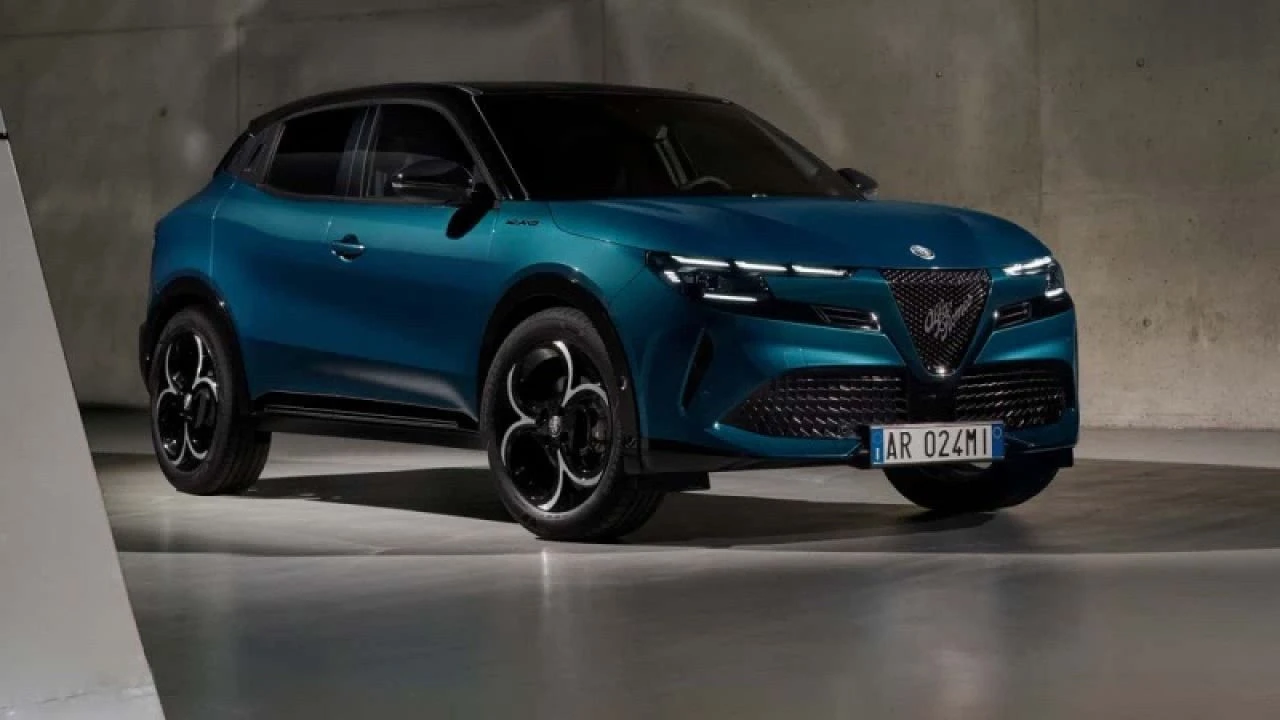 Alfa Romeo, 'Milano' aracının ismini değiştirdi - 1. Resim