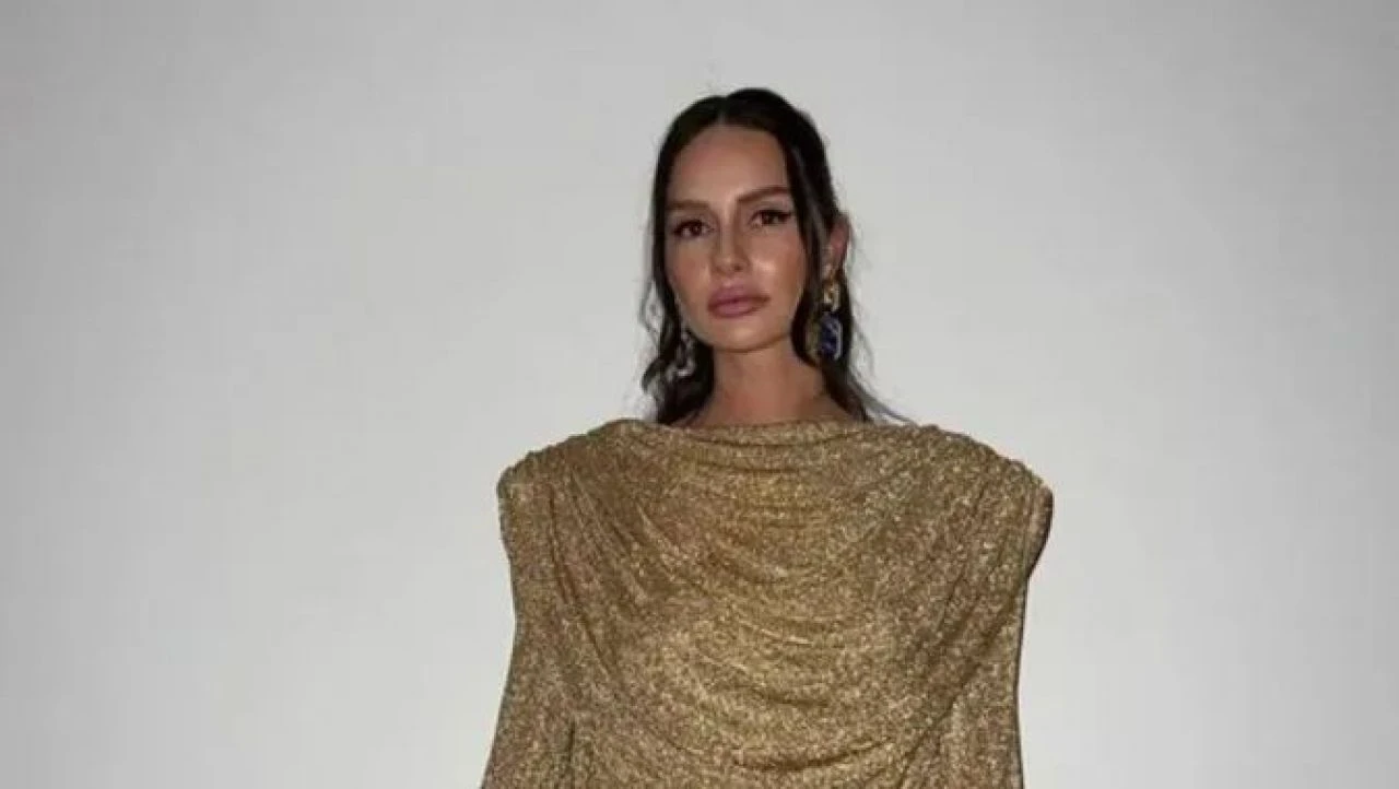 İpekyol 2024 reklam yüzü Yasemin Özilhan oldu - 1. Resim