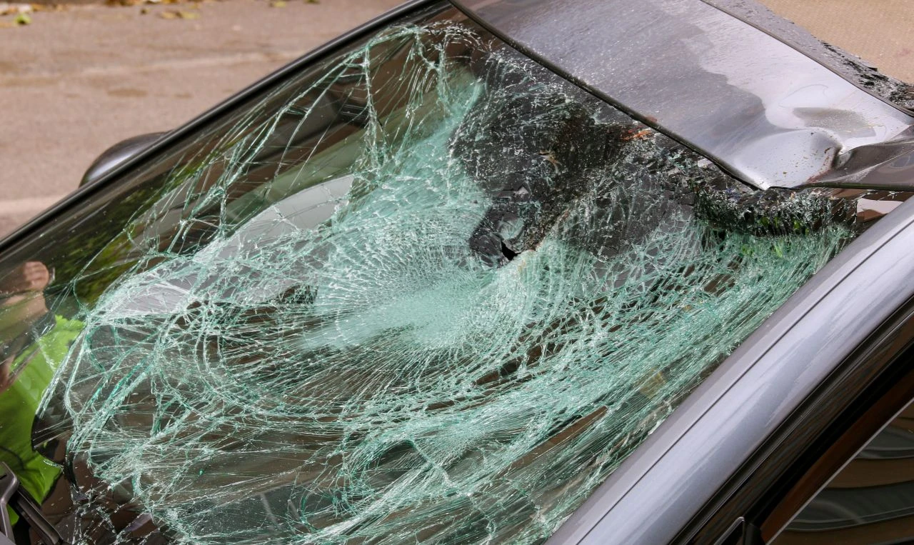 Öğle izninde feci ölüm! Acele ederken otomobil havaya uçurdu - 1. Resim