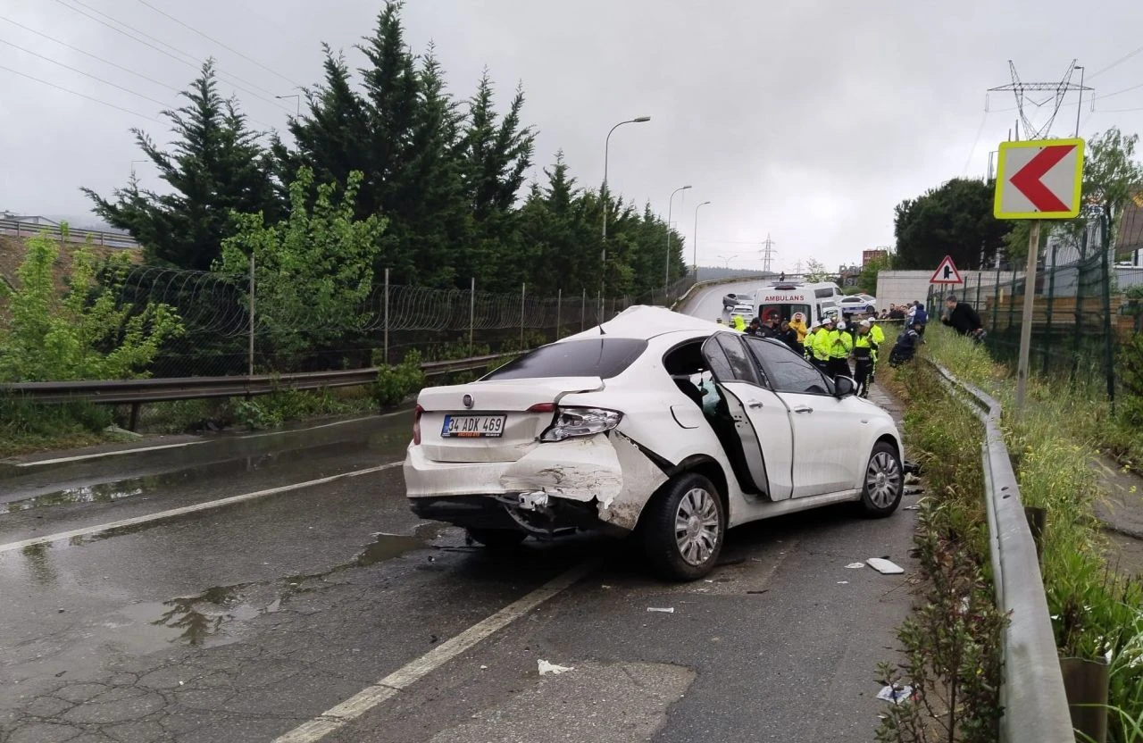 Sultanbeyli'de feci kaza: Ölü ve yaralılar var - 2. Resim