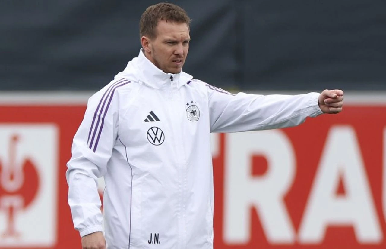 Almanya, Julian Nagelsmann'ın sözleşmesini uzattı - 1. Resim