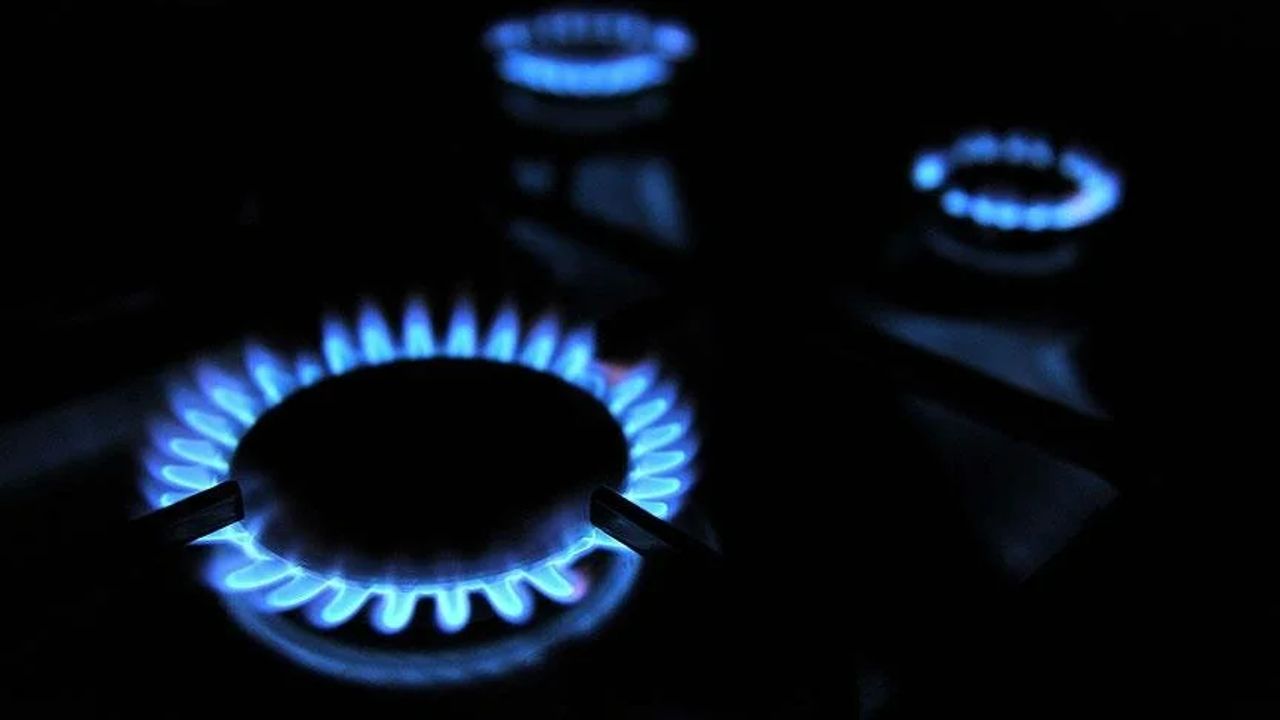 Doğalgaz ve elektriğe mayıs ayında zam gelmeyeceği ön görülüyor