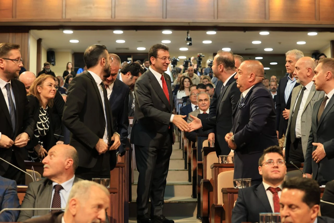 Ekrem İmamoğlu'na borçlanma yetkisi verildi! İBB'nin 5 yıllık borç durumu