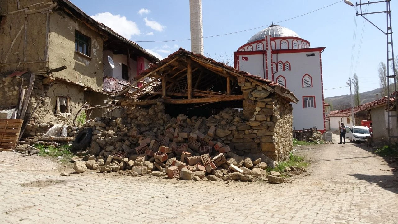 Japon deprem uzman Moriwaki'den Tokat depremiyle ilgili aksi açıklama! "Büyük bir deprem olmayacak"