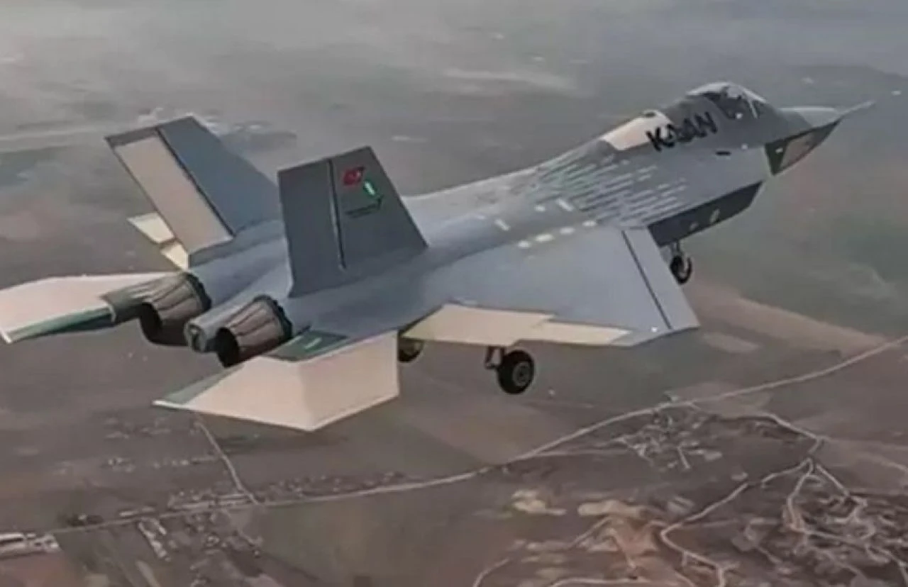 KAAN savaş uçağında yeni dönem! Net tarih verildi, sözleşme imzalandı - 1. Resim