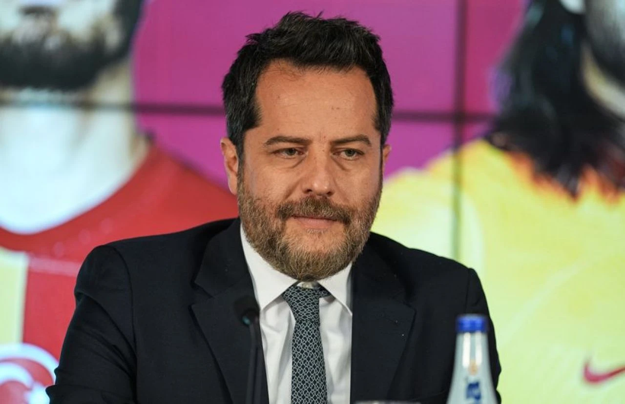 Son dakika! Galatasaray'da toplu imza töreni: 5 yıldızla sözleşme uzatıldı