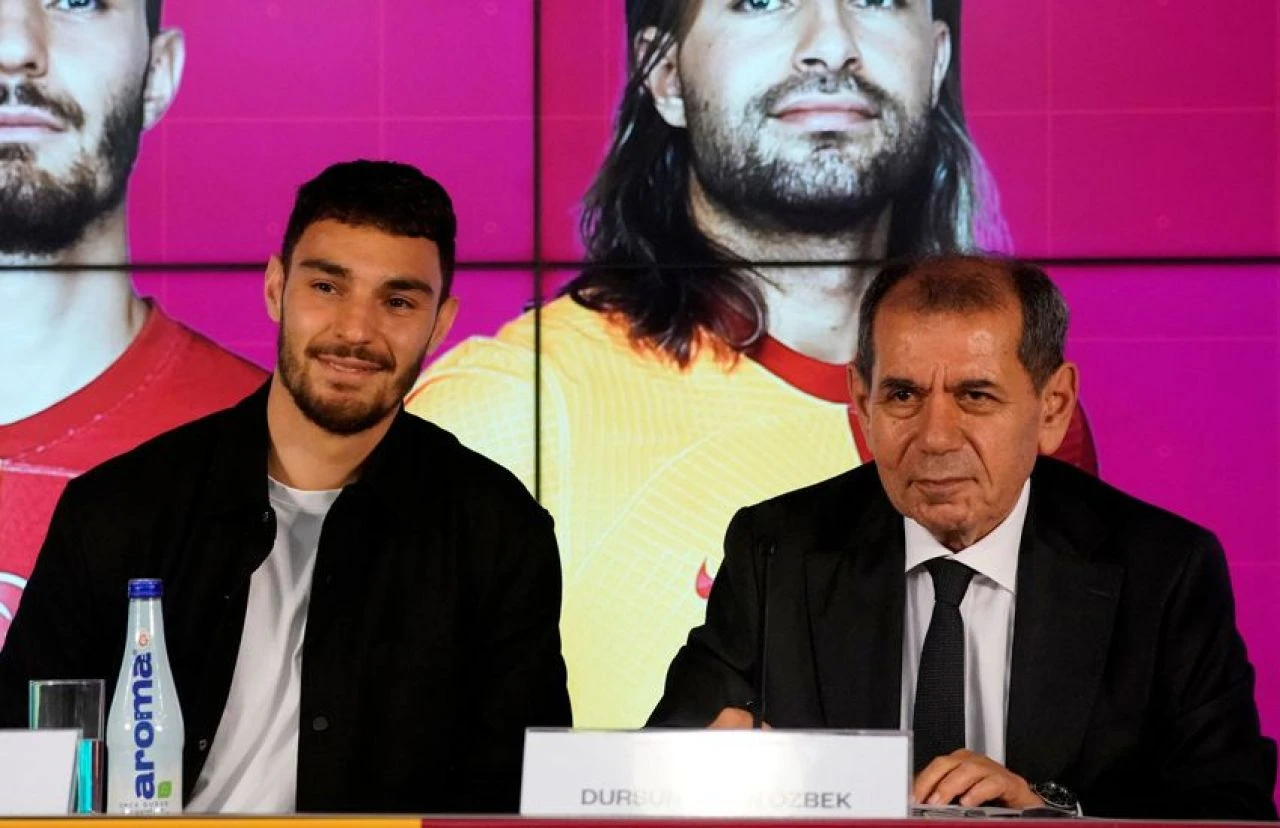 Son dakika! Galatasaray'da toplu imza töreni: 5 yıldızla sözleşme uzatıldı