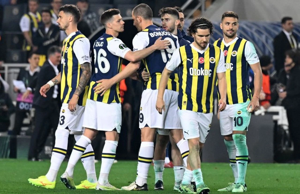 UEFA ülke puanında rekor kırıldı! Fenerbahçe katkı yaparak veda etti