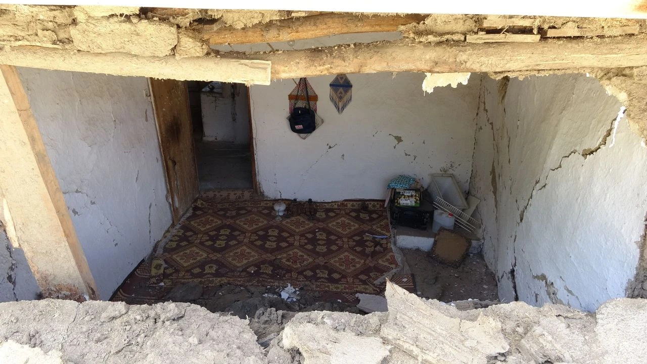 Yozgat’ta depremin korkunç izleri! - 3. Resim