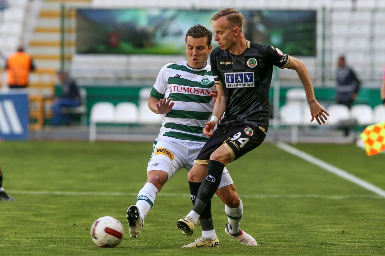 Alanyaspor, Konyaspor'u deplasmanda 2 golle geçti - 1. Resim