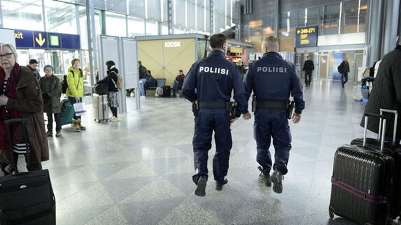 Danimarka’da havalimanı bomba ihbarı üzerine boşaltıldı