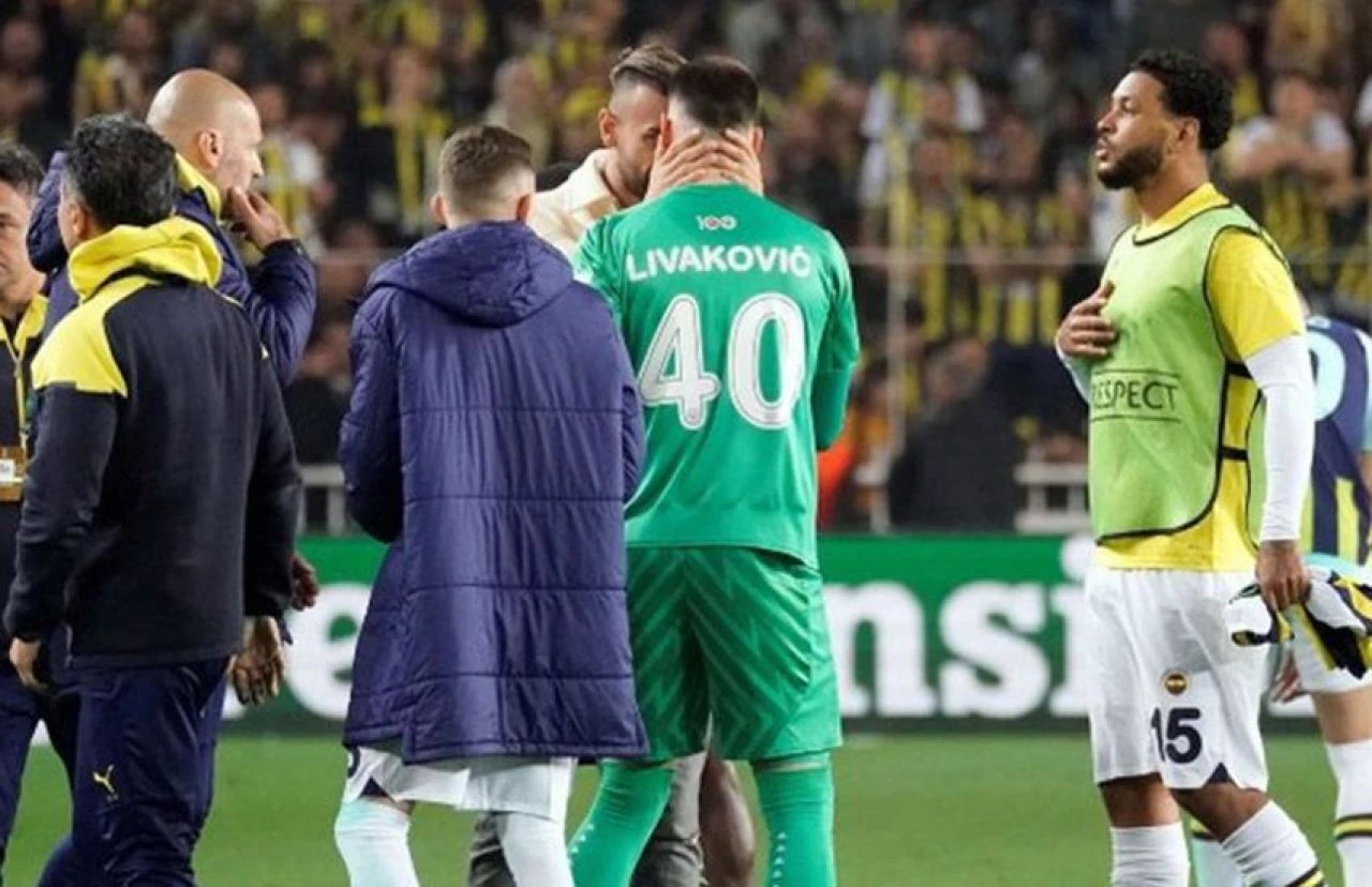 Fenerbahçe'de iki yıldız için 'gece hayatı' iddiası - 1. Resim