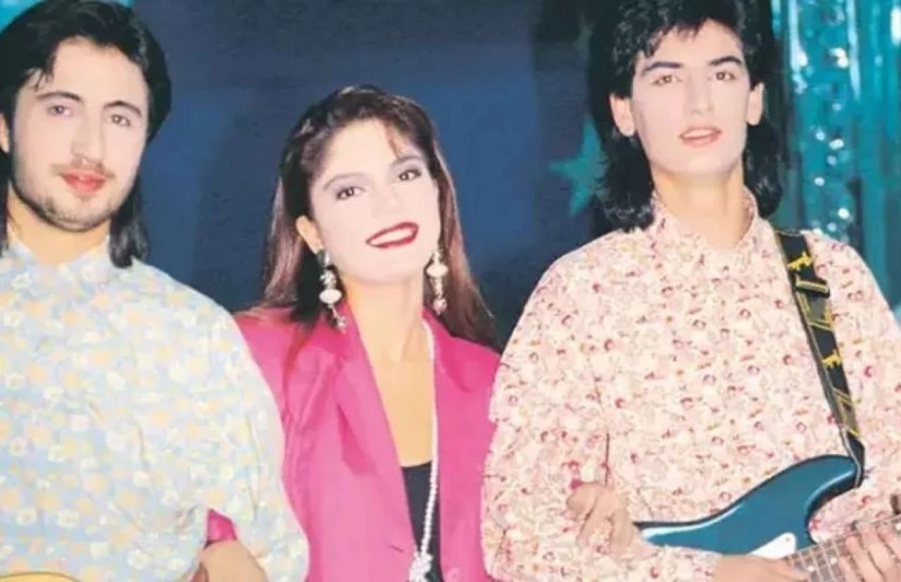 İzel - Çelik - Ercan grubu yeniden dağıldı! Ünlü şarkıcı ateş püskürdü - 1. Resim